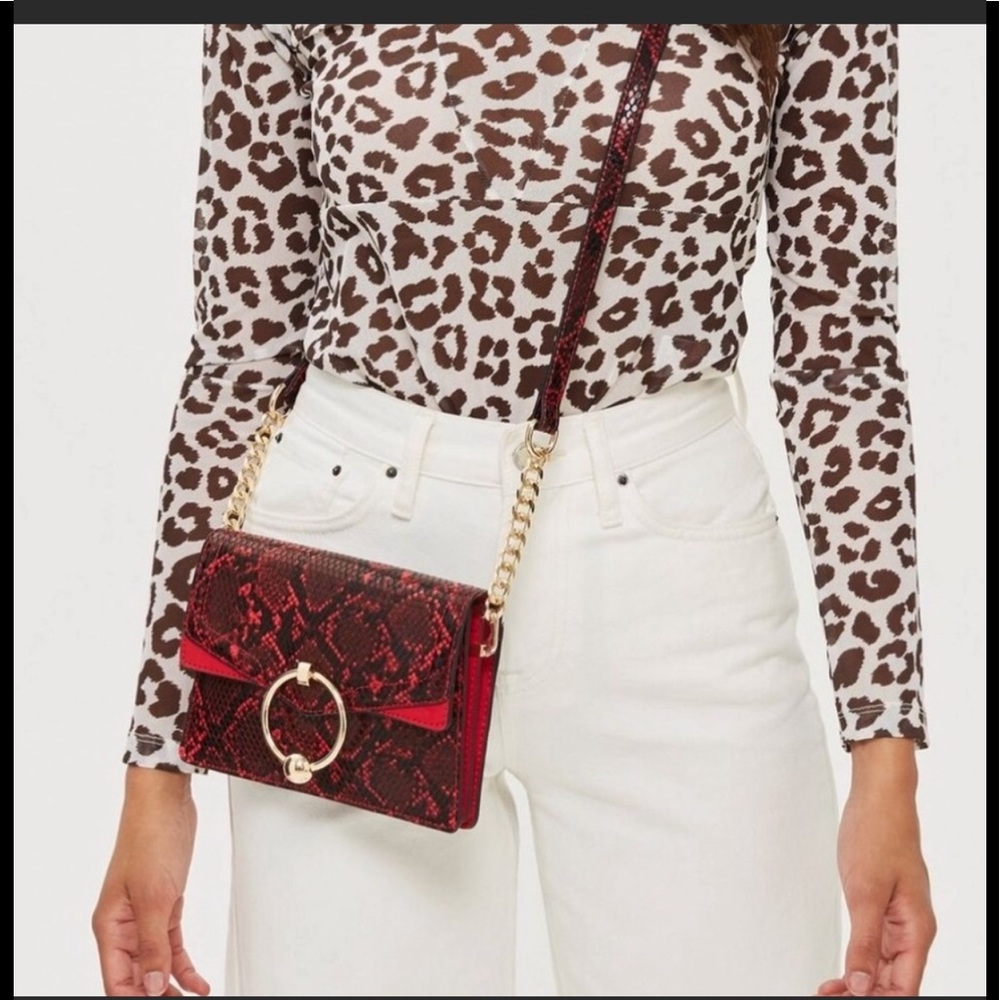 Gorgeous💃🏽 Faux Snake print Crossbody Purse NWT